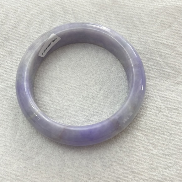Natural Jadeite Jade Bangle - Picture 10 of 13